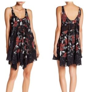 Free People Intimately Sleeveless Slip Dress Floral Flowy Black Size Small Boho